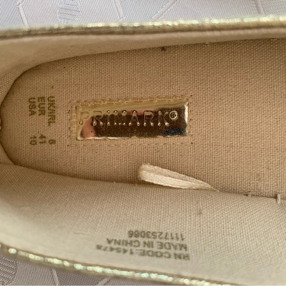 Stunning Gold Fabric Flats with Embroidered Design SIZE 10 Women's Espadrilles - Picture 10 of 12
